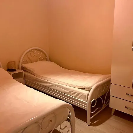 Next To Cevahir Shopping Mall Perfect Location Comfortable Luxury איסטמבול